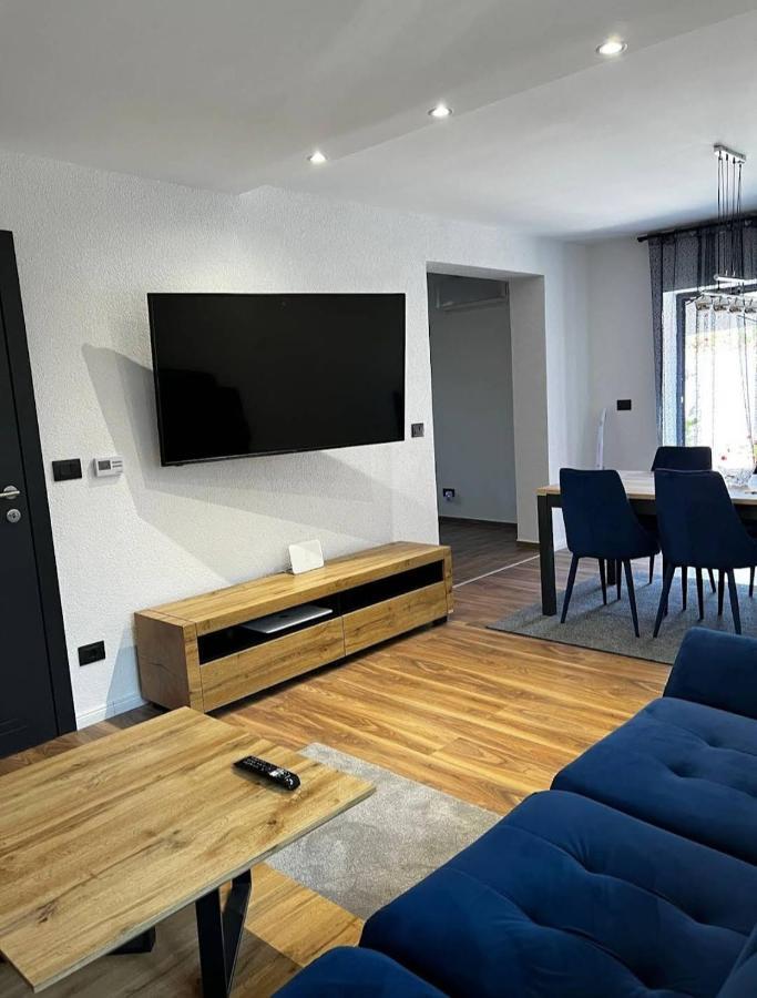 Betty Apartments Borik - Whole Ground Floor Rovinj Exteriör bild